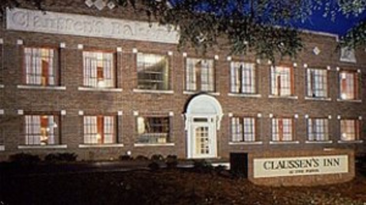 The Inn at Claussen's Exterior
