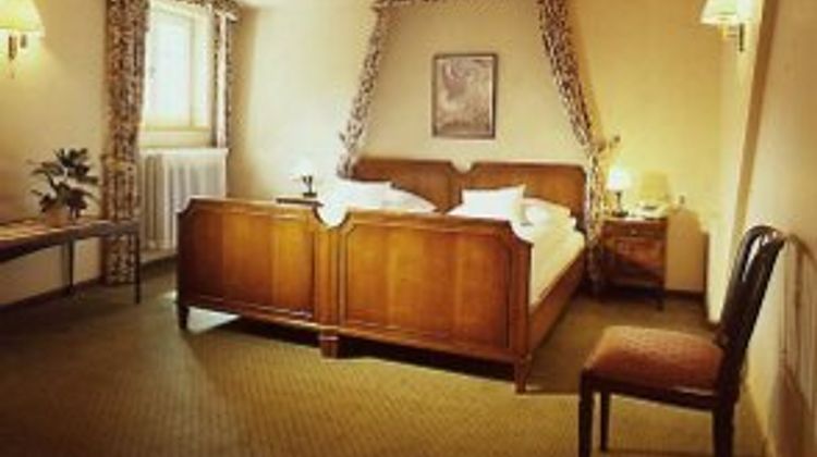 Hotel Oberkirchs Weinstuben Room