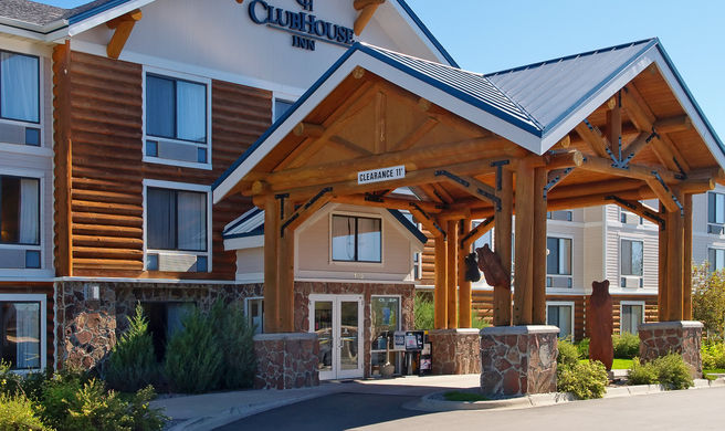 ClubHouse Inn West Yellowstone Exterior