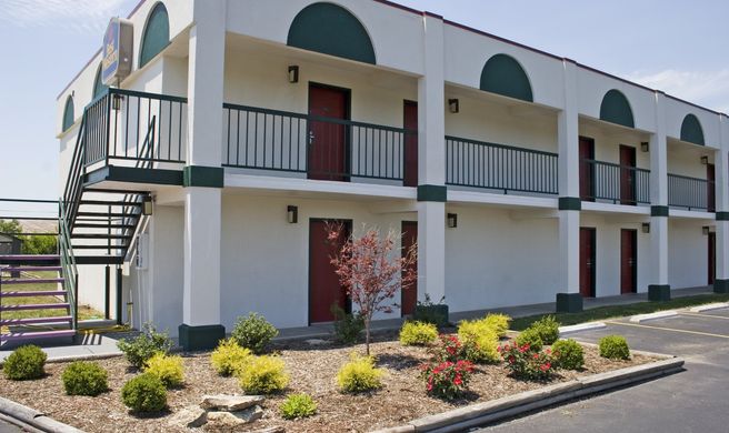Best Way Inn Exterior