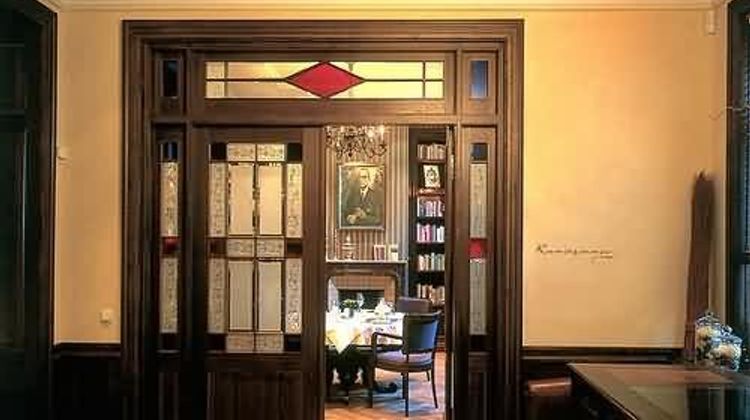 Hotel ALMA am Anger Lobby
