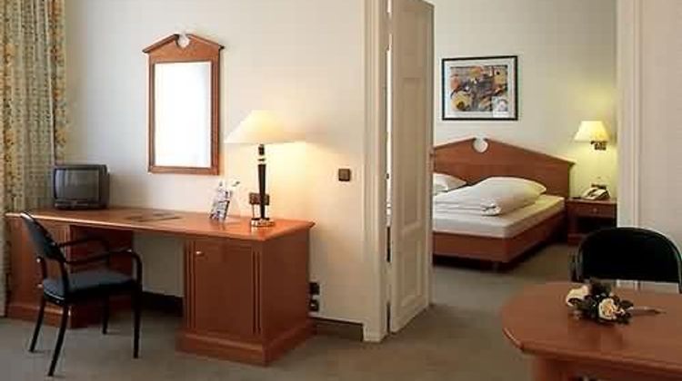 Hotel ALMA am Anger Room