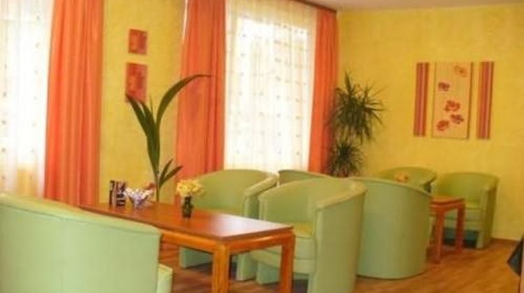 Palitra Family Hotel Lobby