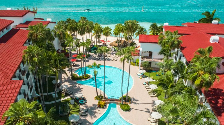 The Royal Cancun Exterior. Images powered by <a href="https://www.leonardoworldwide.com" target="_blank" rel="noopener">Leonardo</a>.