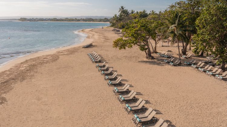 Iberostar Waves Costa Dorada Beach