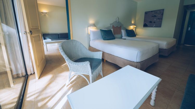 Iberostar Waves Costa Dorada Room