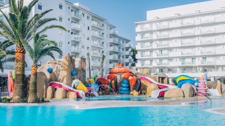 Iberostar Waves Alcudia Park Pool