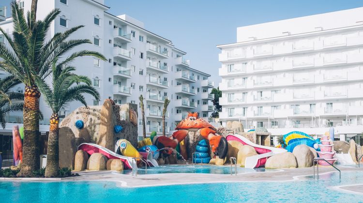 Iberostar Waves Alcudia Park Pool