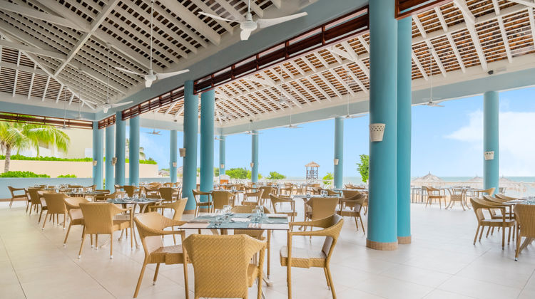 Iberostar Waves Rose Hall Beach Restaurant