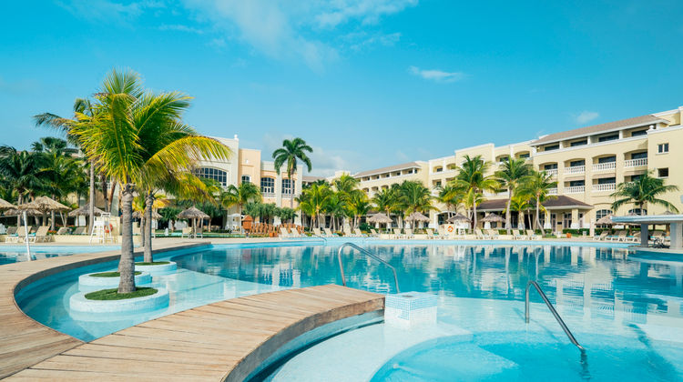 Iberostar Waves Rose Hall Beach Pool