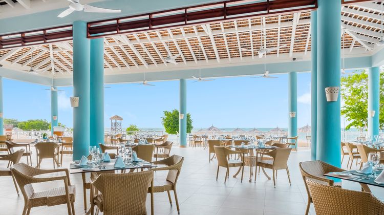 Iberostar Waves Rose Hall Beach Restaurant