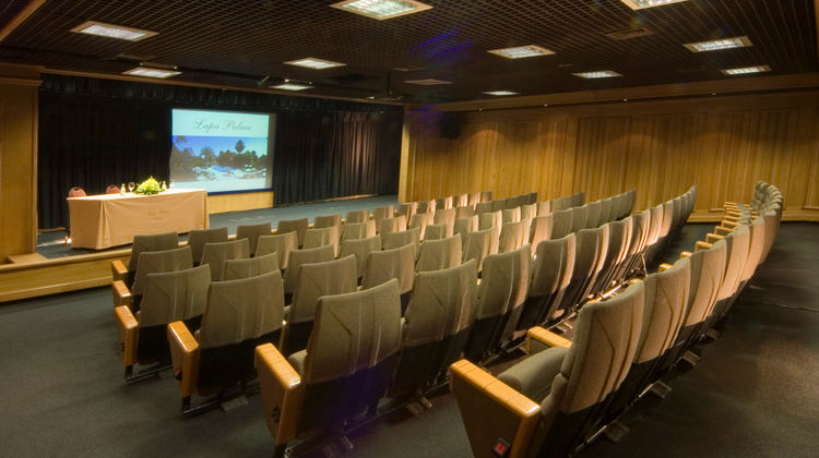 Olissippo Lapa Palace Meeting