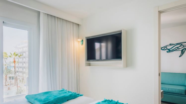 Iberostar Waves Alcudia Park Room