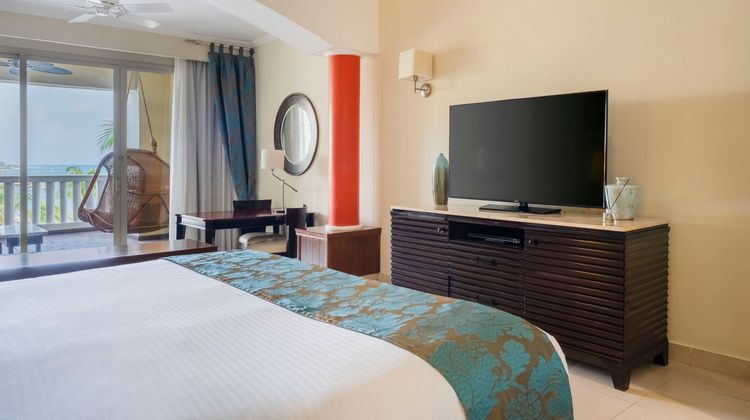 JOIA Rose Hall by Iberostar Room