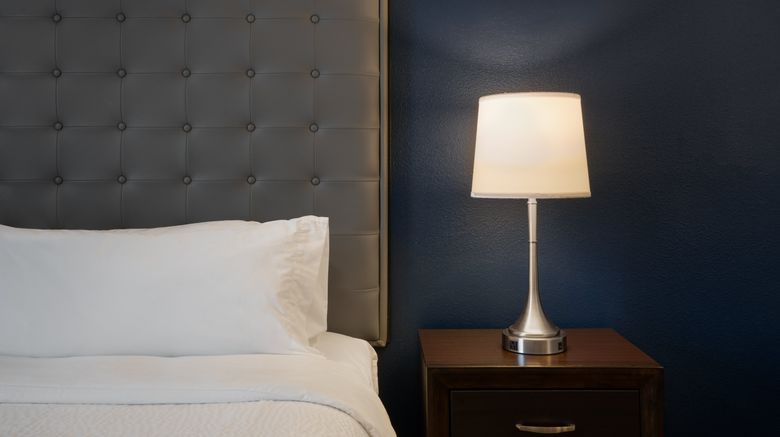 <b>Garner Hotel Topeka West, an IHG Hotel Room</b>. Images powered by <a href="https://www.leonardoworldwide.com/" title="Leonardo Worldwide" target="_blank">Leonardo</a>.