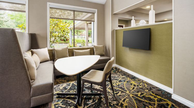 Residence Inn Seattle Bellevue Lobby