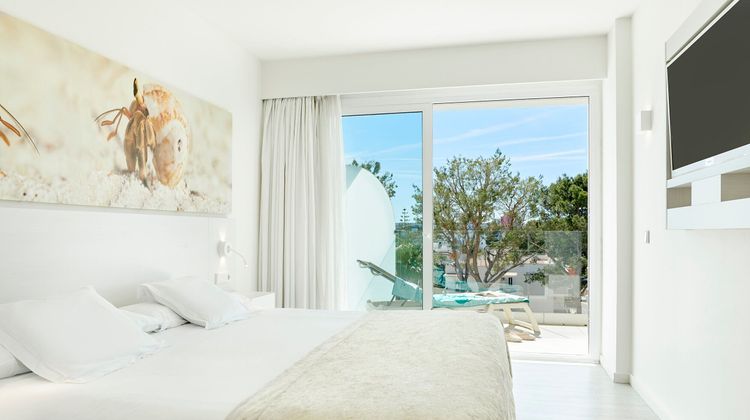 Iberostar Waves Cristina Room