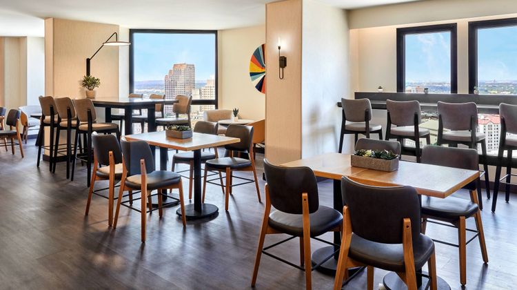 San Antonio Marriott Rivercenter Other