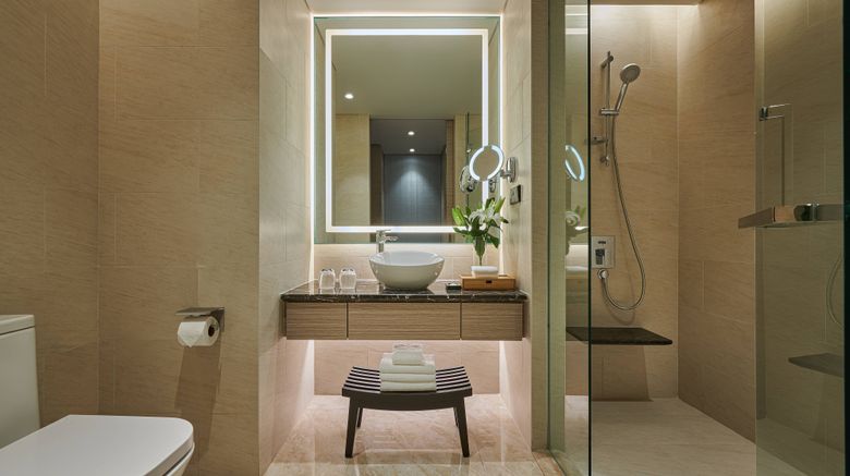 <b>Courtyard by Marriott Penang Room</b>. Images powered by <a href="https://www.leonardoworldwide.com/" title="Leonardo Worldwide" target="_blank">Leonardo</a>.