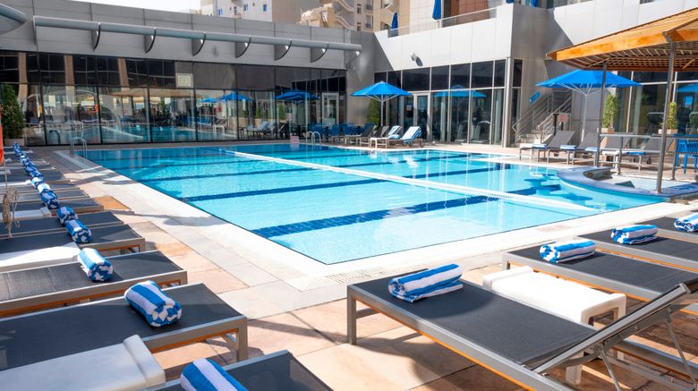 <b>Holiday Inn Suites Kuwait Salmiya Pool</b>. Images powered by <a href="https://www.leonardoworldwide.com/" title="Leonardo Worldwide" target="_blank">Leonardo</a>.
