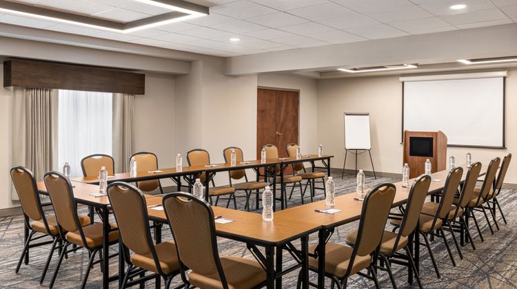 Holiday Inn Express/Stes W-Airport Area Meeting
