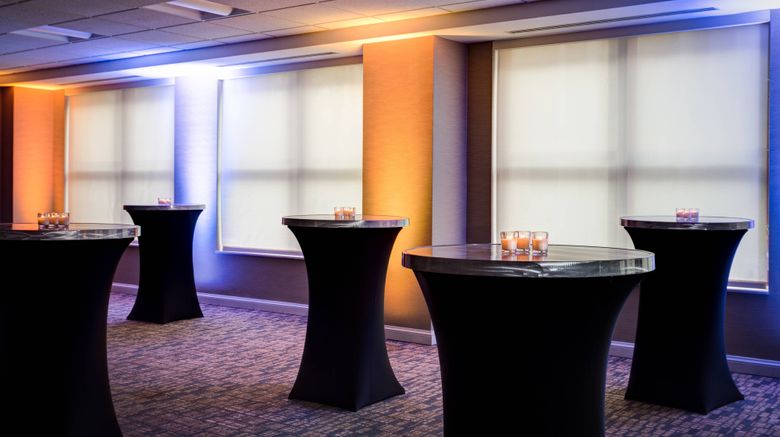 <b>Residence Inn Washington, DC Downtown Meeting</b>. Images powered by <a href="https://www.leonardoworldwide.com/" title="Leonardo Worldwide" target="_blank">Leonardo</a>.