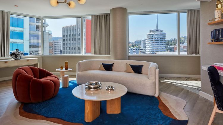 W Hollywood Suite