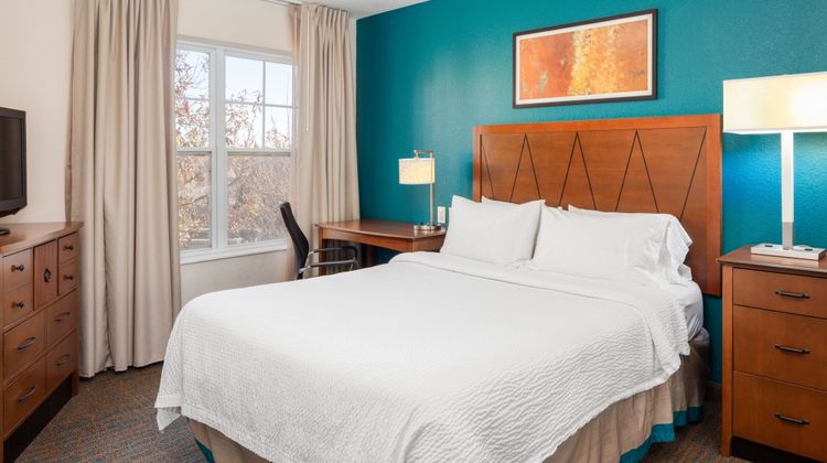 Residence Inn Wichita East at Plazzio Suite