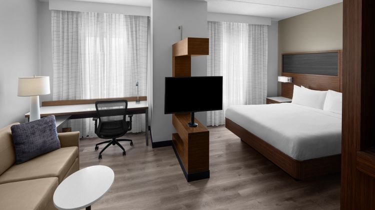 Residence Inn Durham McPherson/Duke Univ Suite