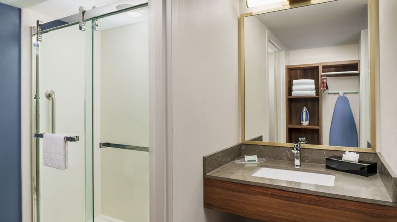 <b>Fairfield Inn by Marriott Harrisburg Her Room</b>. Images powered by <a href="https://www.leonardoworldwide.com/" title="Leonardo Worldwide" target="_blank">Leonardo</a>.