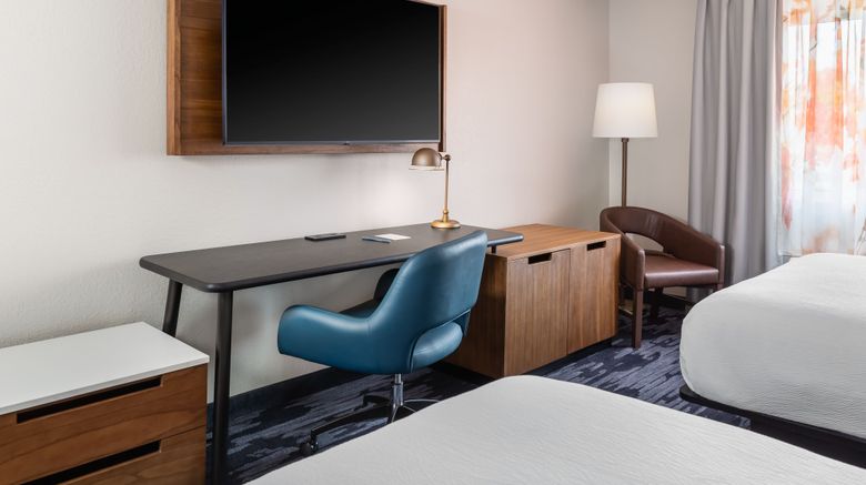 <b>Fairfield Inn Minneapolis/Burnsville Room</b>. Images powered by <a href="https://www.leonardoworldwide.com/" title="Leonardo Worldwide" target="_blank">Leonardo</a>.