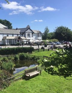 Two Bridges Hotel