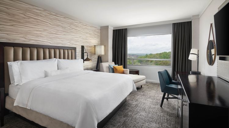 The Westin Baltimore Washington Airport Room