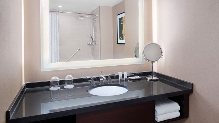 The Westin Baltimore Washington Airport Room
