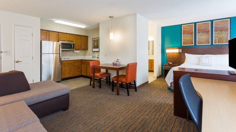 Residence Inn by Marriott Suite