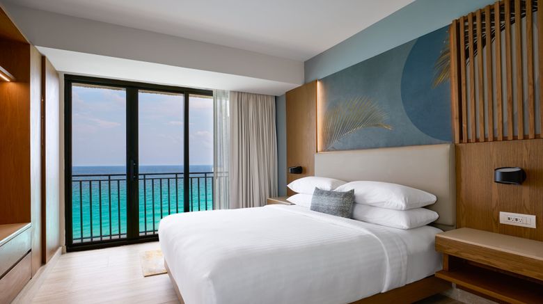 <b>Marriott Cancun, An All-Inclusive Resort Suite</b>. Images powered by <a href="https://www.leonardoworldwide.com/" title="Leonardo Worldwide" target="_blank">Leonardo</a>.