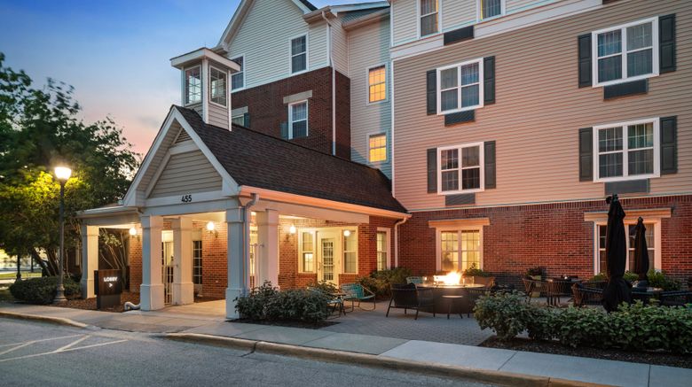 <b>TownePlace Suites Chicago/Lombard Exterior</b>. Images powered by <a href="https://www.leonardoworldwide.com/" title="Leonardo Worldwide" target="_blank">Leonardo</a>.