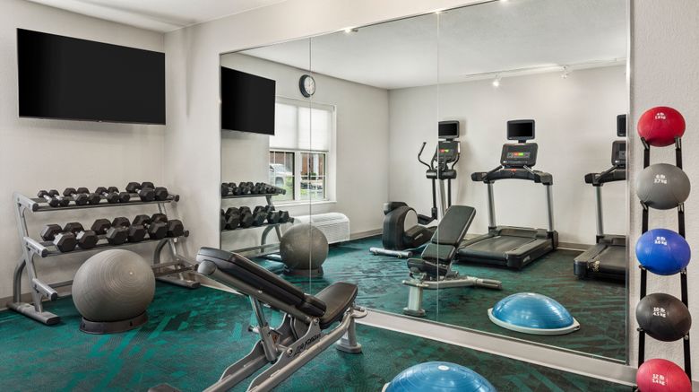 <b>TownePlace Suites Chicago/Lombard Recreation</b>. Images powered by <a href="https://www.leonardoworldwide.com/" title="Leonardo Worldwide" target="_blank">Leonardo</a>.