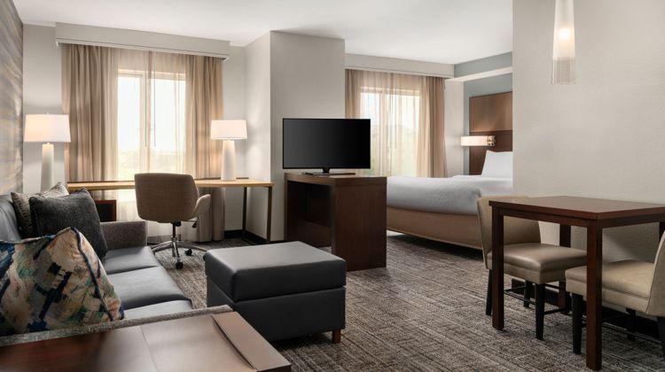 Residence Inn by Marriott Milwaukee West Room