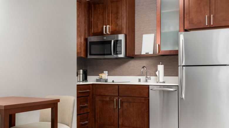 <b>Residence Inn by Marriott Milwaukee West Room</b>. Images powered by <a href="https://www.leonardoworldwide.com/" title="Leonardo Worldwide" target="_blank">Leonardo</a>.