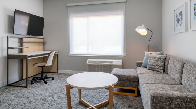 TownePlace Suites Brunswick Room