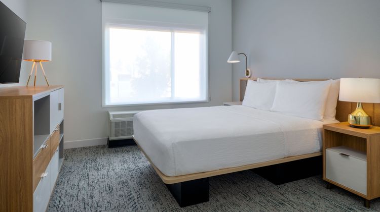 TownePlace Suites Brunswick Room