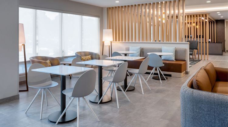 TownePlace Suites Brunswick Restaurant