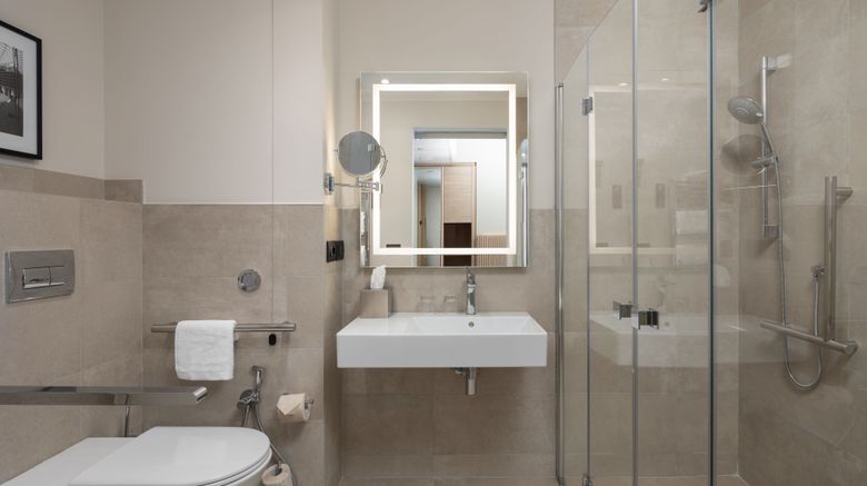 <b>Courtyard Milano Linate Room</b>. Images powered by <a href="https://www.leonardoworldwide.com/" title="Leonardo Worldwide" target="_blank">Leonardo</a>.