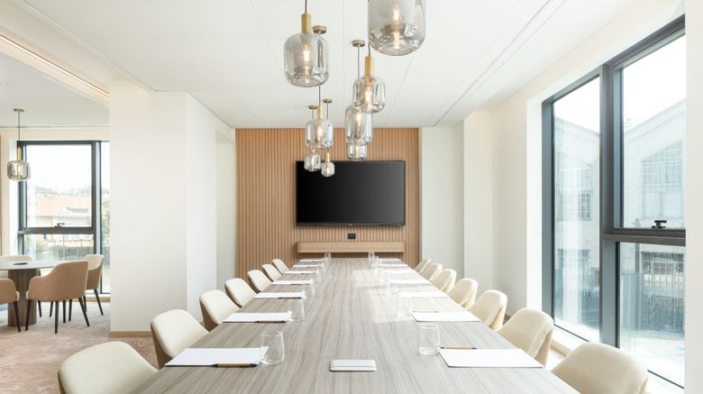 <b>Courtyard Milano Linate Meeting</b>. Images powered by <a href="https://www.leonardoworldwide.com/" title="Leonardo Worldwide" target="_blank">Leonardo</a>.