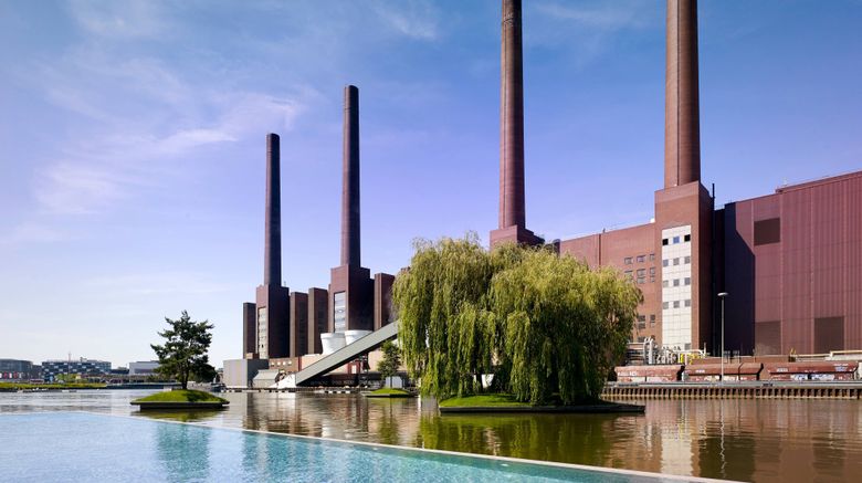 <b>The Ritz-Carlton, Wolfsburg Pool</b>. Images powered by <a href="https://www.leonardoworldwide.com/" title="Leonardo Worldwide" target="_blank">Leonardo</a>.
