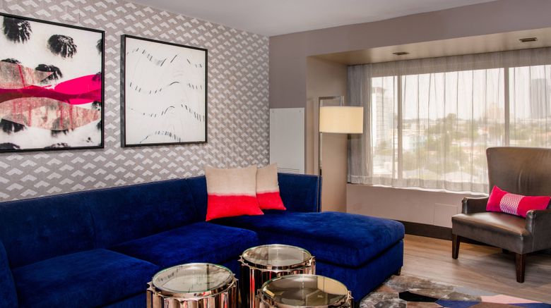 <b>Beverly Hills Marriott Room</b>. Images powered by <a href="https://www.leonardoworldwide.com/" title="Leonardo Worldwide" target="_blank">Leonardo</a>.