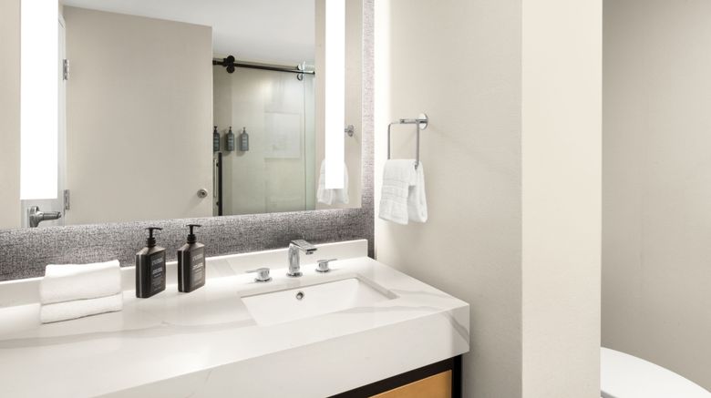 <b>Sheraton Virginia Beach Oceanfront Hotel Room</b>. Images powered by <a href="https://www.leonardoworldwide.com/" title="Leonardo Worldwide" target="_blank">Leonardo</a>.