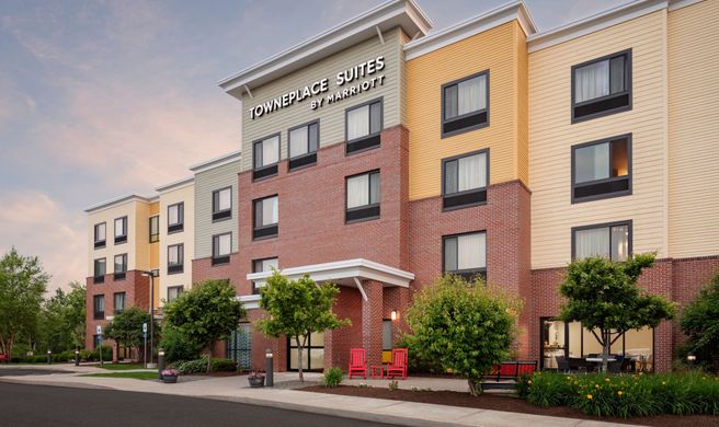 TownePlace Suites by Marriott  Bangor Exterior