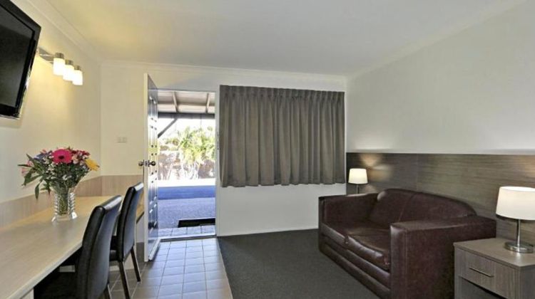 Smart Motels Bert Hinkler Room